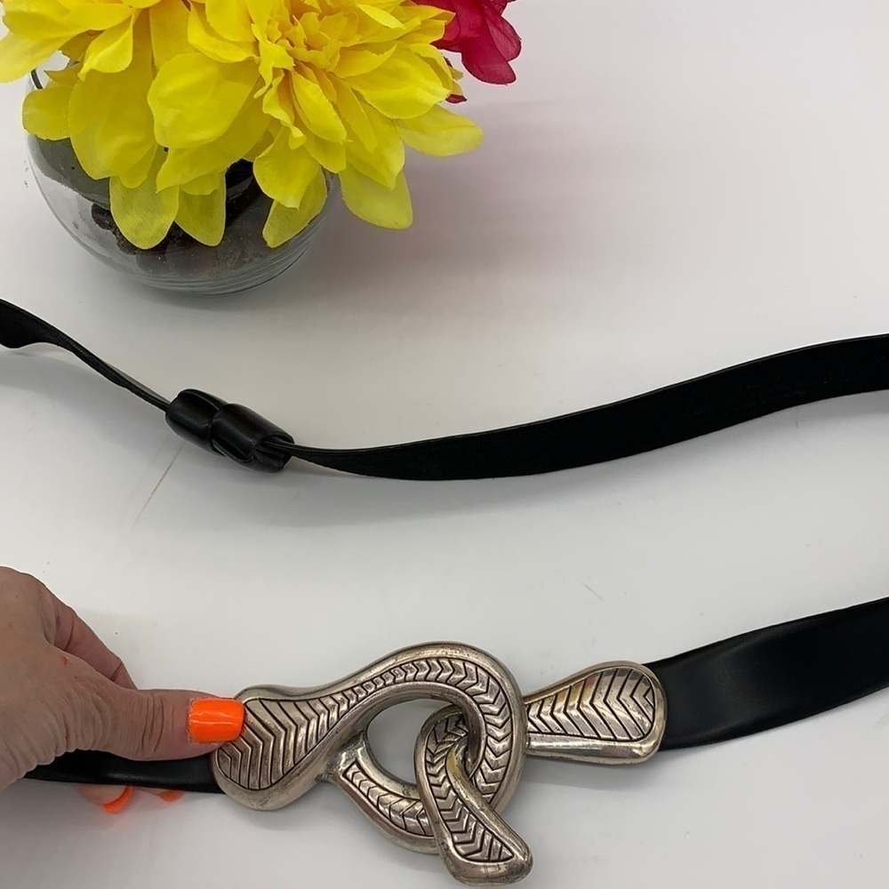 Chico’s black leather belt Sz ML